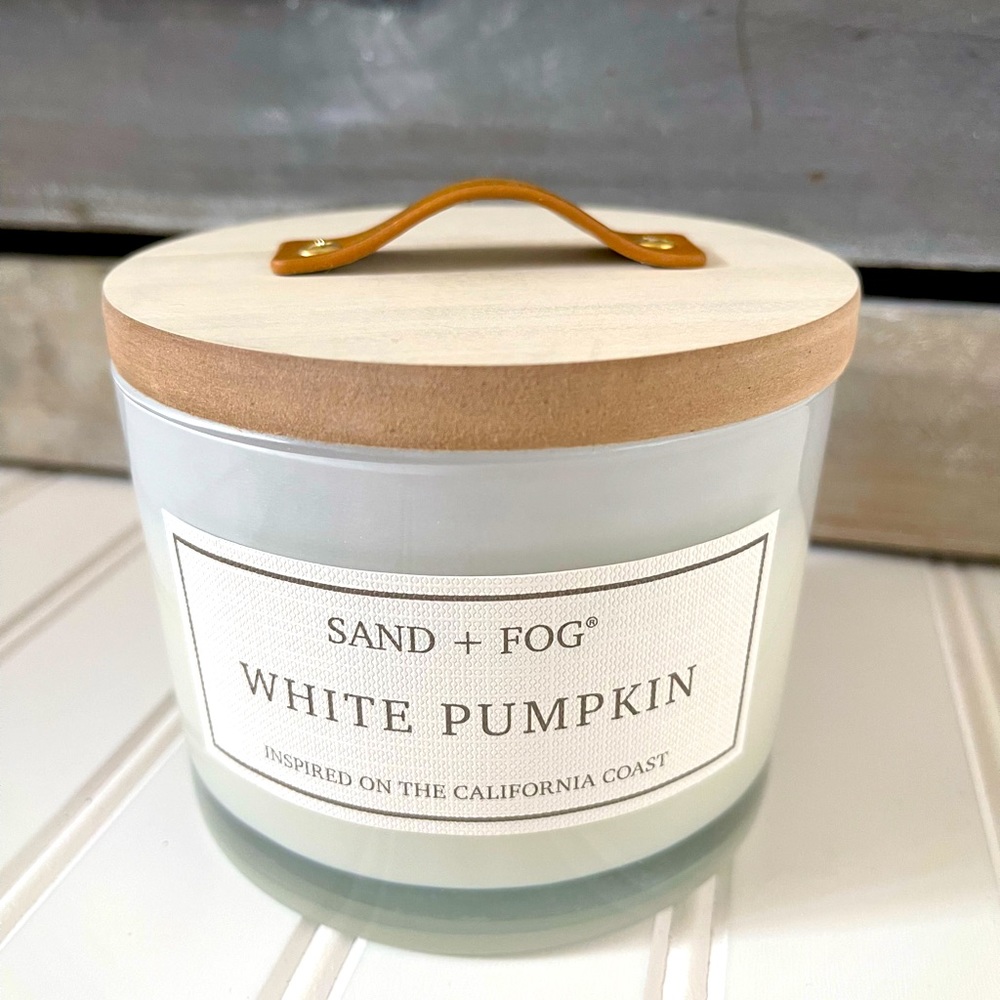 SAND+FOG White Pumpkin Candle